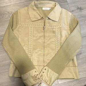 Stylish Tan Utility Jacket with Ribbed Sleeves